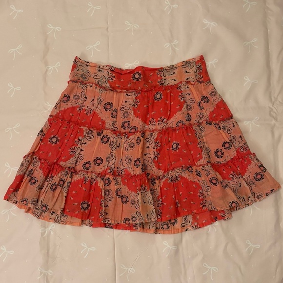 Vintage L.E.I. Pink Paisley Tiered Girly Skirt Size Medium (JR) - Picture 1 of 4
